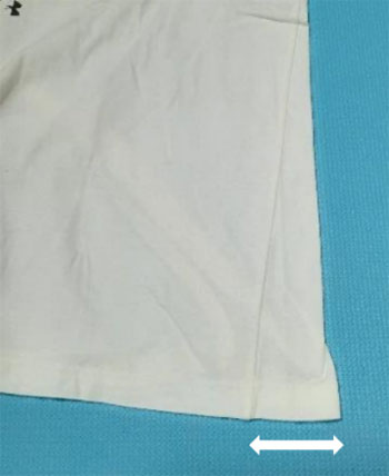 図7　綿ニットシャツの脇部斜行の例